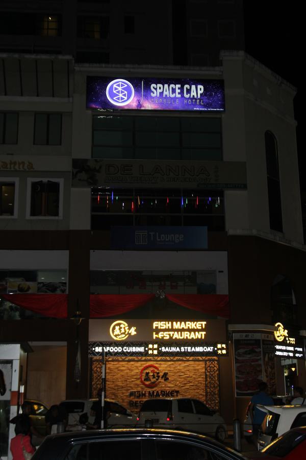 Space Cap Hotel Kota Kinabalu Extérieur photo