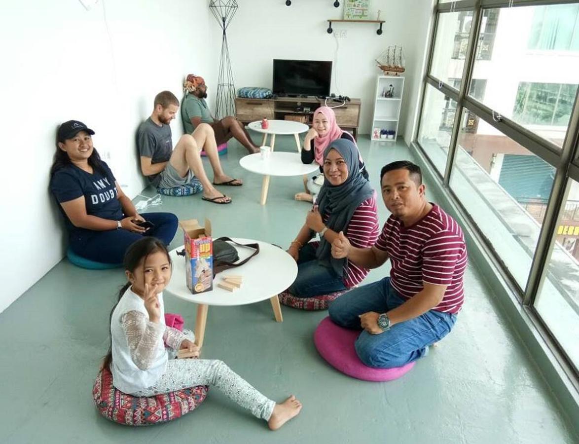 Space Cap Hotel Kota Kinabalu Extérieur photo